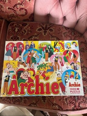 Arche Puzzle - Red, Yellow, Blue, Green Comic Collage